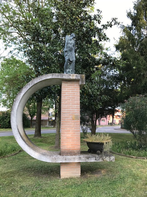 Monumento alla Bracciante